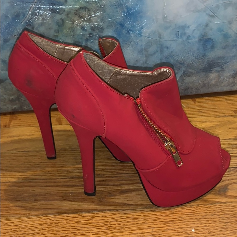 Red Heels